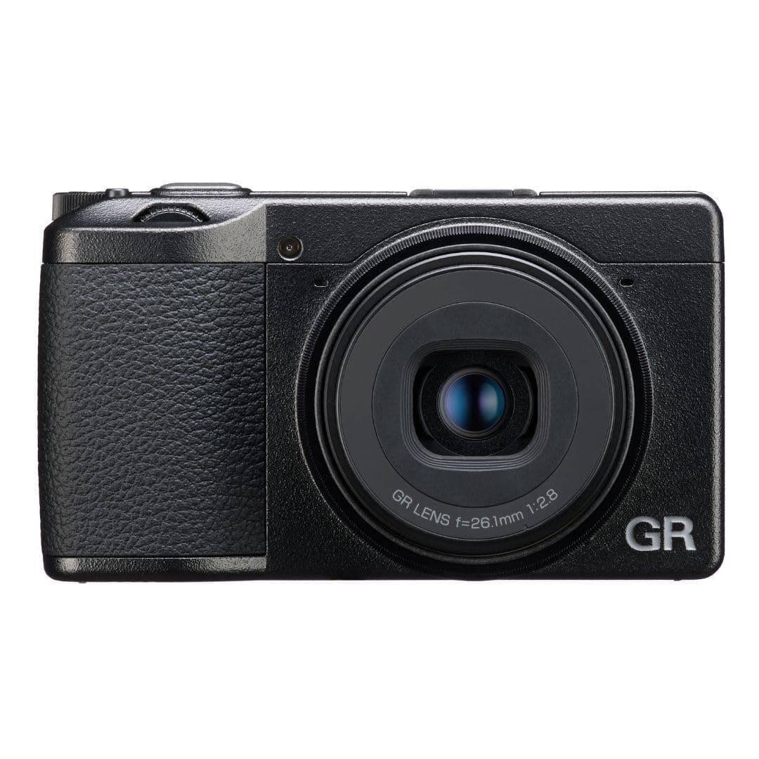 GR IIIx HDF, Premium Digital Compact Camera with a built-in Highlight Diffusion Filter, 24MP APS-C Size CMOS Sensor, 40mmF2.8 GR Lens (in The 35mm format)