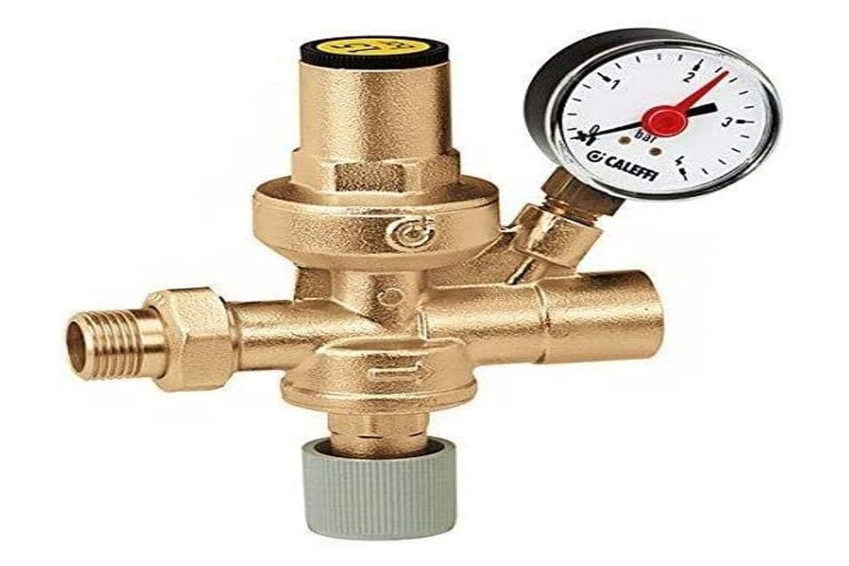 Caleffi 553140 Automatic Filling Fitting 1/2 Inch Calcification Insensitive Internal Preset with Pressure Gauge
