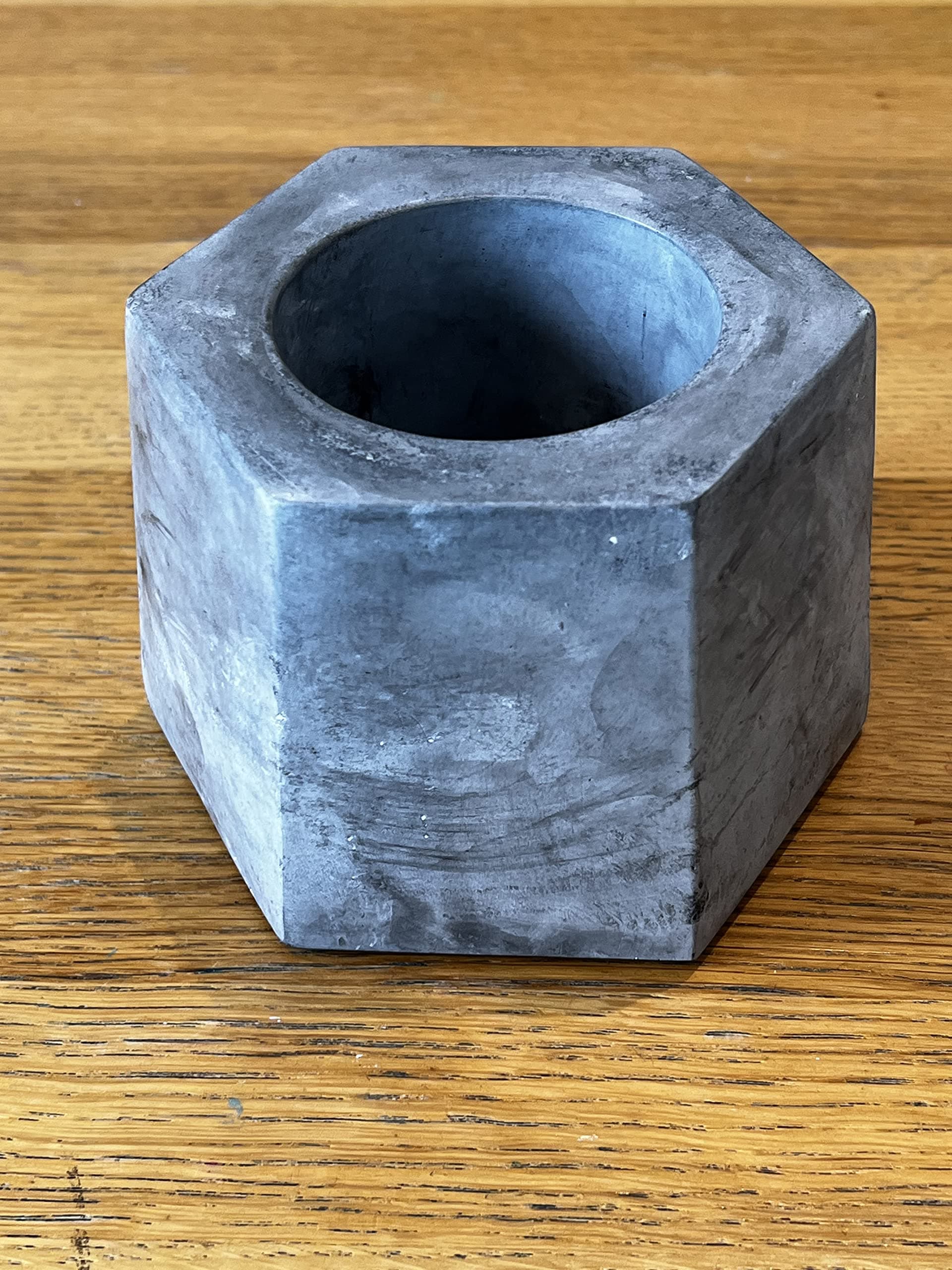 RoundfireHexaganol Concrete Tabletop Fire Pit - Fire Bowl, Portable Fire Pit, Small Personal Fireplace for Indoor and Garden Use.