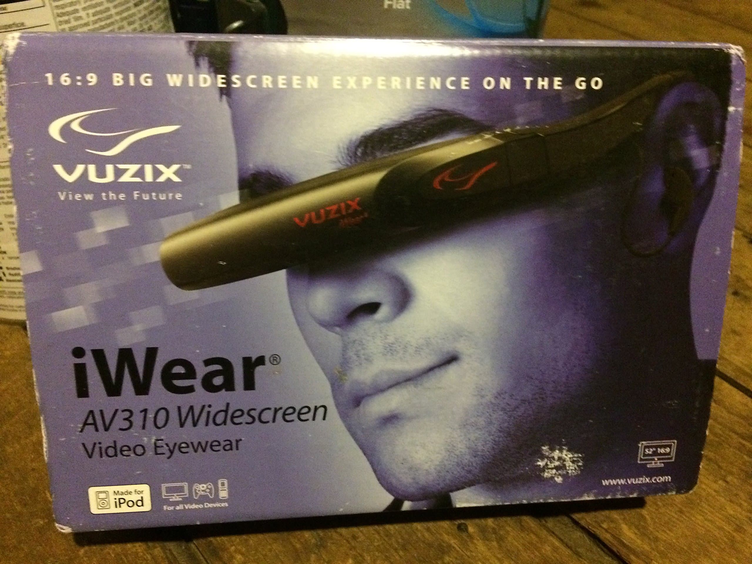 iWear AV310 Widescreen